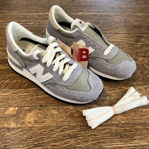 New Balance x Teddy Saints 990v1